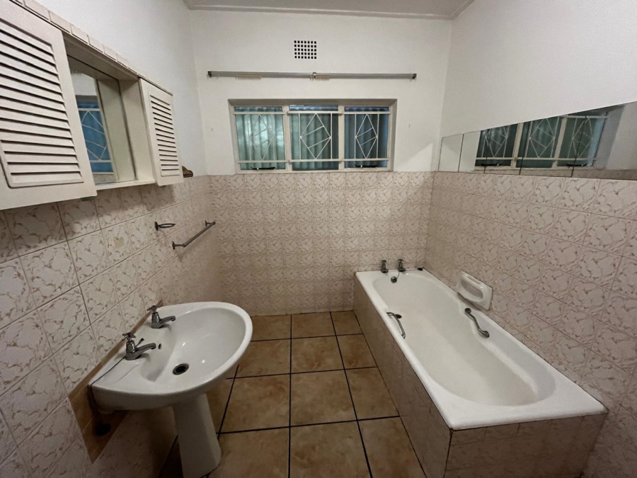 3 Bedroom Property for Sale in Langerug Western Cape